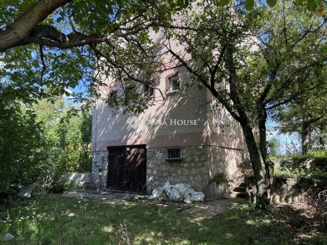 Eladó nyaraló, Kulcson 28.9 M Ft, 3 szobás / költözzbe.hu