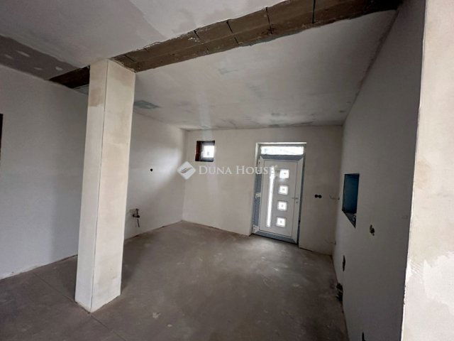 Eladó családi ház, Kótajon 75 M Ft, 4 szobás