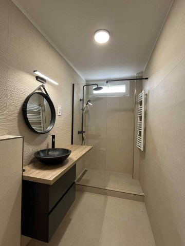 Eladó téglalakás, Pécsett, Radnóti Miklós utcában 62.9 M Ft