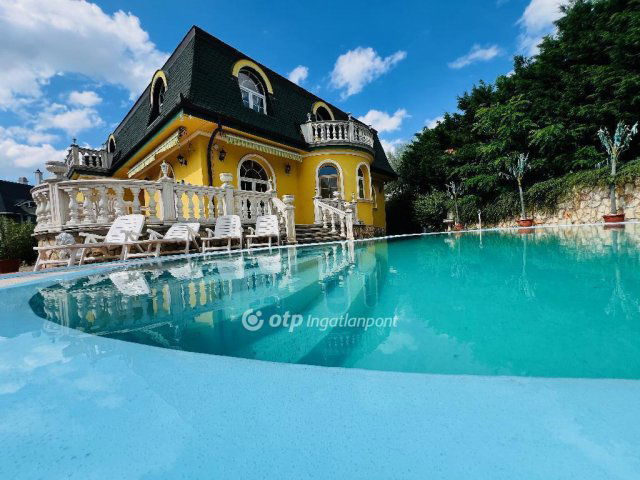 Eladó családi ház, Budapesten, XVI. kerületben 239 M Ft