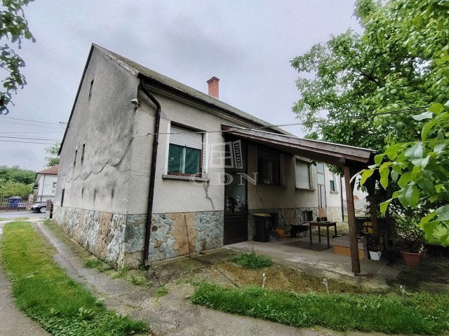 Eladó ikerház, Katafán 45.99 M Ft, 5+1 szobás