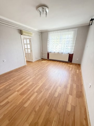 Kiadó téglalakás, albérlet, XXIII. kerületben, Nyír utcában