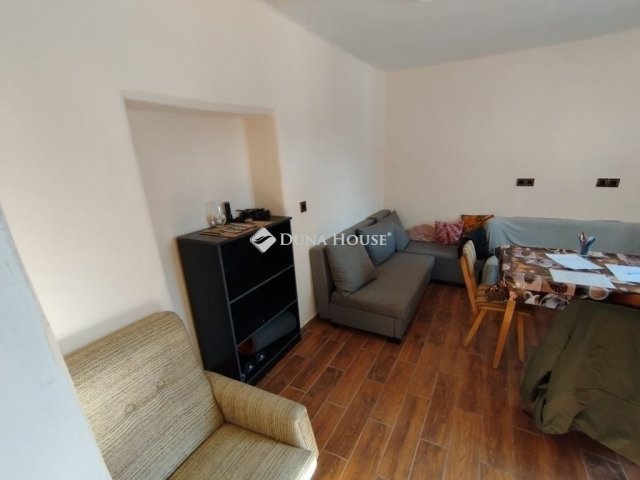 Eladó családi ház, Ásotthalmán 46.5 M Ft, 2 szobás