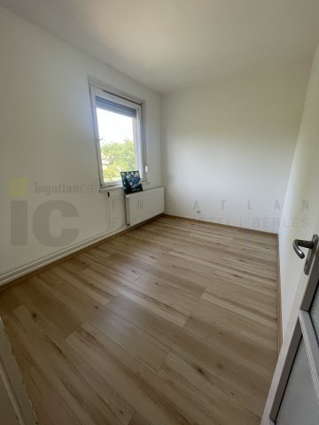 Eladó sorház, Szegeden 99.5 M Ft, 2+3 szobás