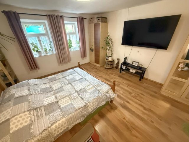 Eladó családi ház, Tiszakécskén 32.99 M Ft, 2 szobás