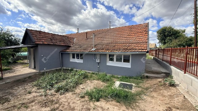 Eladó családi ház, Pándon 28.9 M Ft, 3 szobás