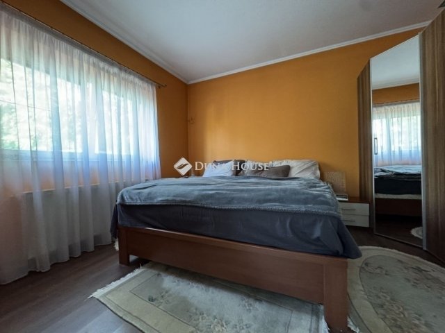 Eladó családi ház, Budapesten, IV. kerületben 199 M Ft, 6 szobás