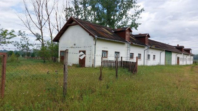 Eladó mezogazdasagi ingatlan, Ruzsán 45 M Ft