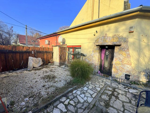 Eladó ikerház, Budapesten, XIV. kerületben 94.9 M Ft, 2 szobás