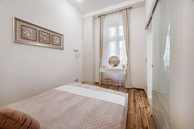 Eladó téglalakás, Budapesten, VI. kerületben 189 M Ft, 4 szobás