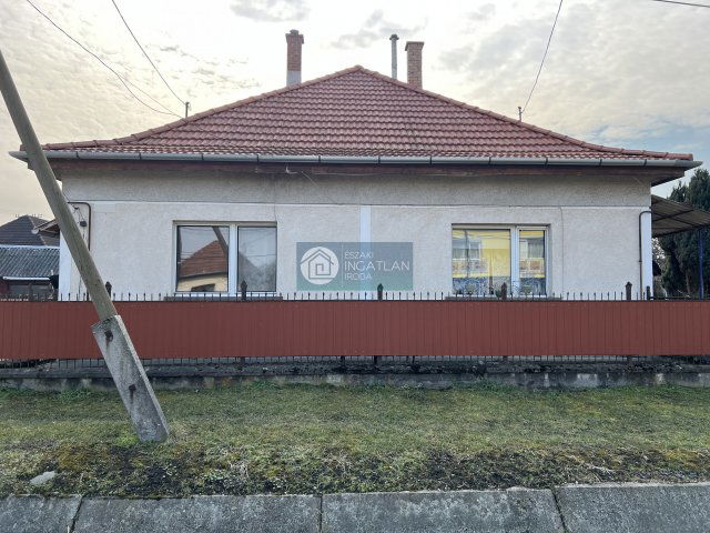Eladó családi ház, Kazincbarcikán 42.99 M Ft, 4 szobás