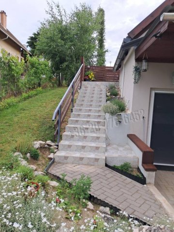 Eladó nyaraló, Dorogon 34.5 M Ft, 2 szobás / költözzbe.hu