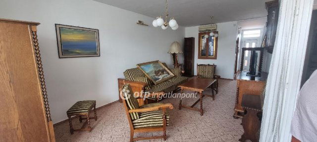 Kiadó téglalakás, albérlet, Budapesten, V. kerületben, 3 szobás