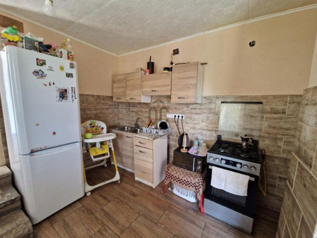 Eladó családi ház, Abonyban 35 M Ft, 4 szobás
