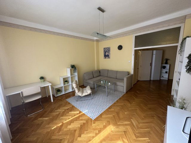 Kiadó téglalakás, albérlet, Budapesten, I. kerületben, 2 szobás