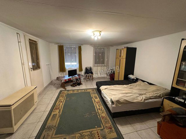 Eladó családi ház, Pakson 31.49 M Ft, 3 szobás