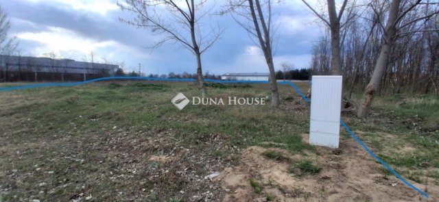 Eladó ipari ingatlan, Gyálon 180 M Ft / költözzbe.hu