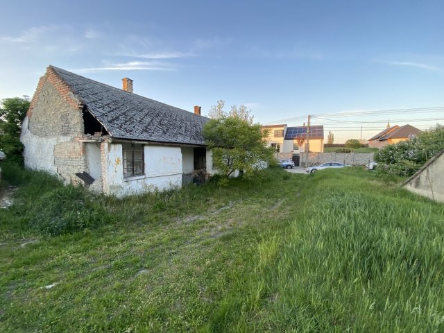 Eladó családi ház, Ácson, Gyóni Géza utcában 12.99 M Ft
