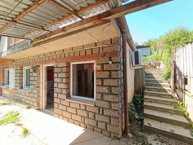 Eladó családi ház, Nagykozáron 6.5 M Ft, 2 szobás