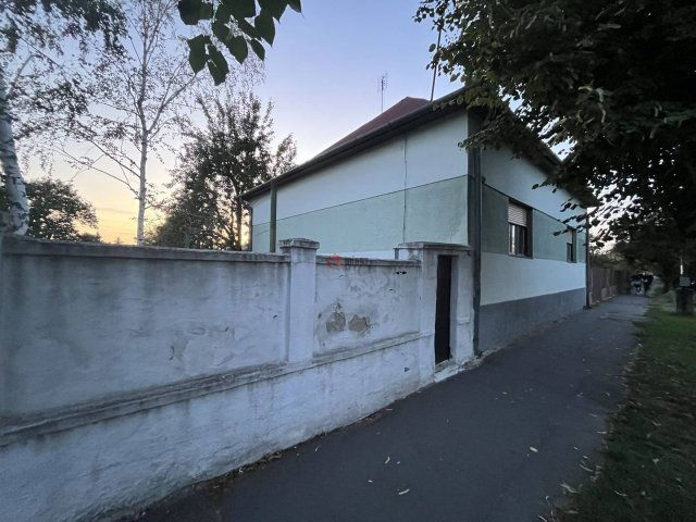 Eladó családi ház, Hajdúszoboszlón 53.99 M Ft, 3 szobás