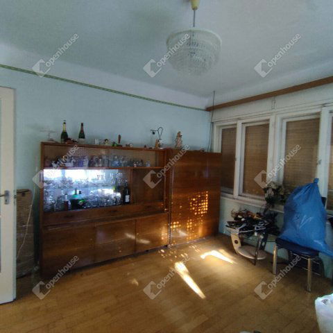 Eladó családi ház, Takácsin 31.9 M Ft, 3 szobás