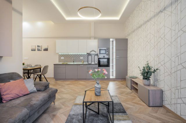 Eladó téglalakás, Budapesten, VII. kerületben 174.6 M Ft