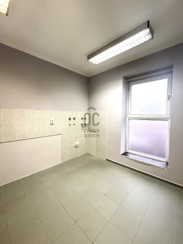 Kiadó iroda, Siófokon 75 E Ft / hó / költözzbe.hu