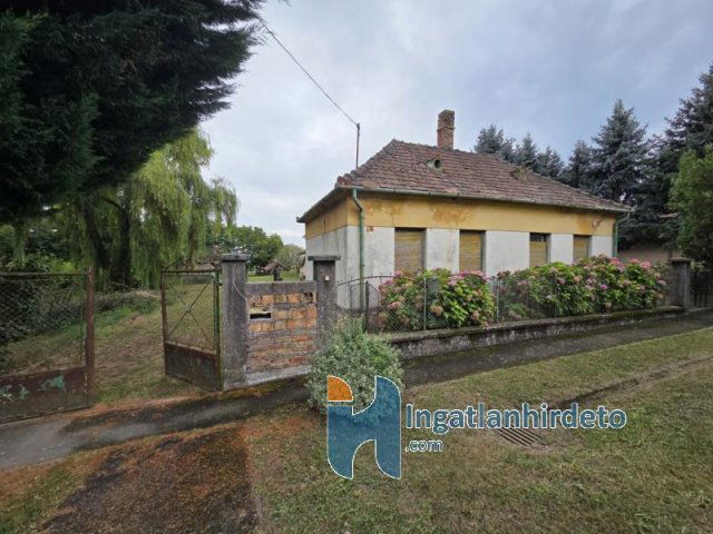 Eladó családi ház, Szalapán 18 M Ft, 1 szobás