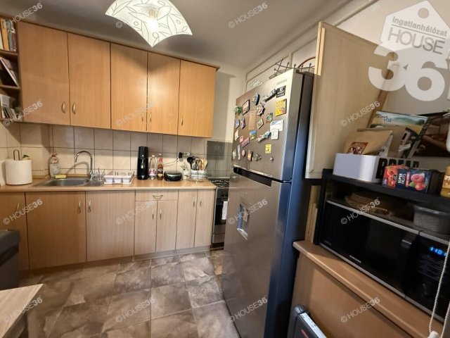 Eladó téglalakás, Kecskeméten 33.5 M Ft, 2 szobás