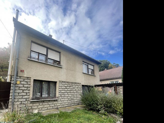 Eladó családi ház, Pécsett 45 M Ft, 2+1 szobás