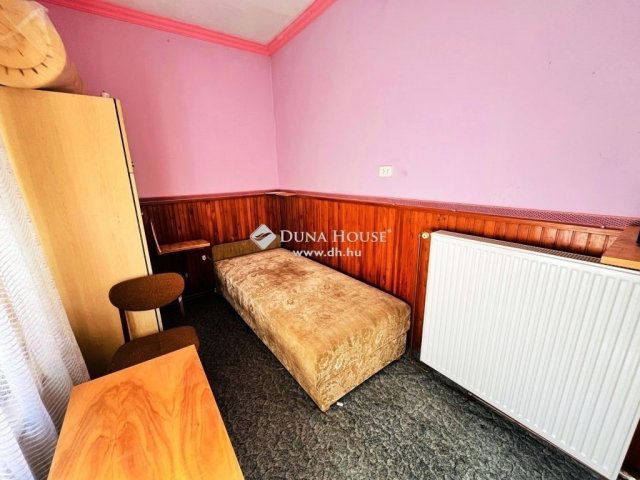 Eladó családi ház, Tápiószecsőn 36.9 M Ft, 2 szobás
