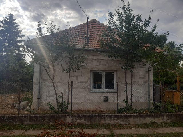 Eladó családi ház, Tarnaörsön 6.9 M Ft, 2 szobás