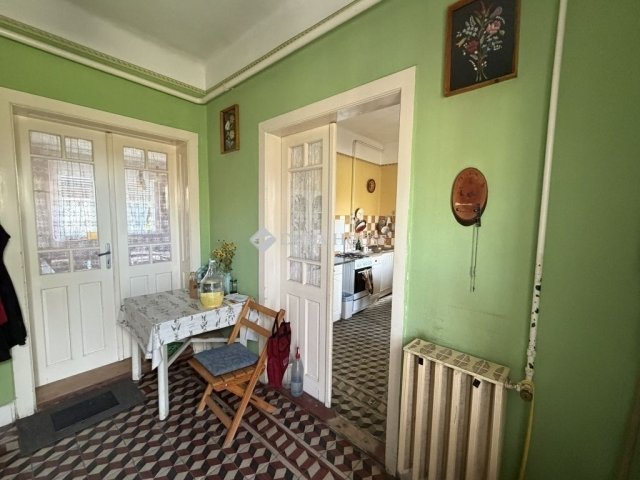 Eladó családi ház, Turán 43.9 M Ft, 4 szobás