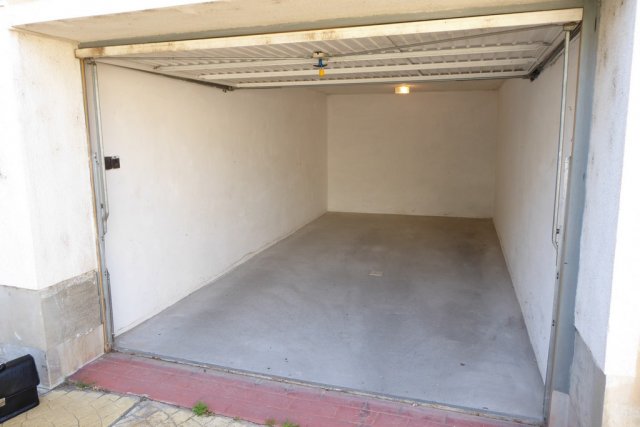 Kiadó ipari ingatlan, Pécsett, Alkotmány utcában 40 E Ft / hó