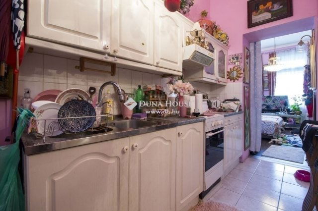 Eladó téglalakás, Budapesten, XI. kerületben 57.9 M Ft, 1 szobás