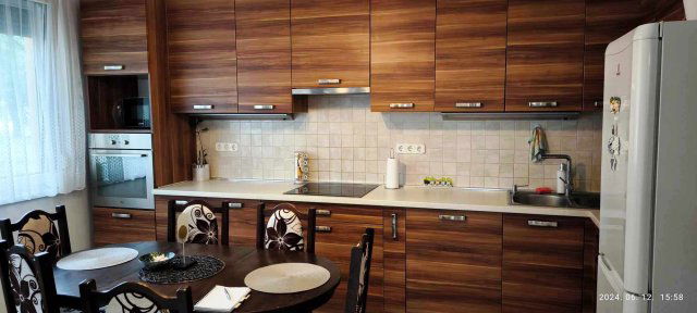 Kiadó panellakás, albérlet, Debrecenben, Jerikó utcában