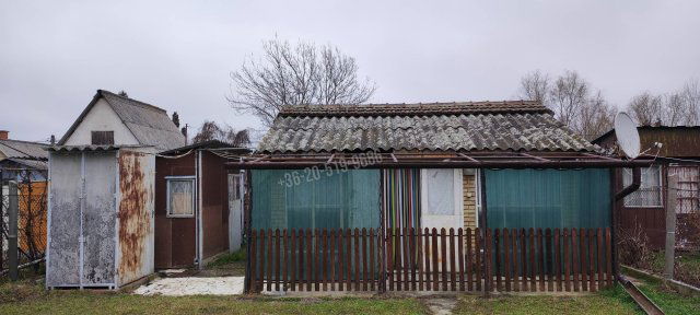 Eladó családi ház, Tóalmáson 9.7 M Ft, 1+1 szobás