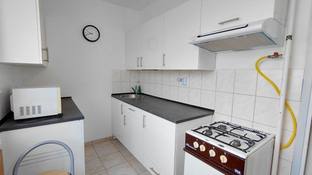 Eladó panellakás, Székesfehérvárott 52.9 M Ft, 2 szobás