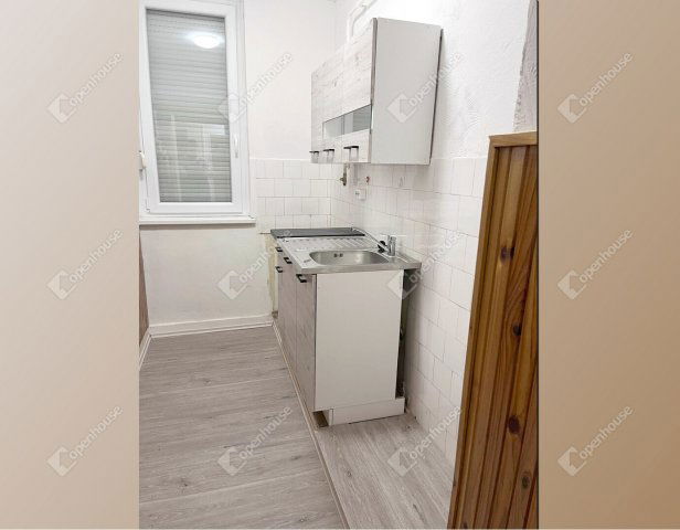 Eladó téglalakás, Miskolcon 23.99 M Ft, 2 szobás