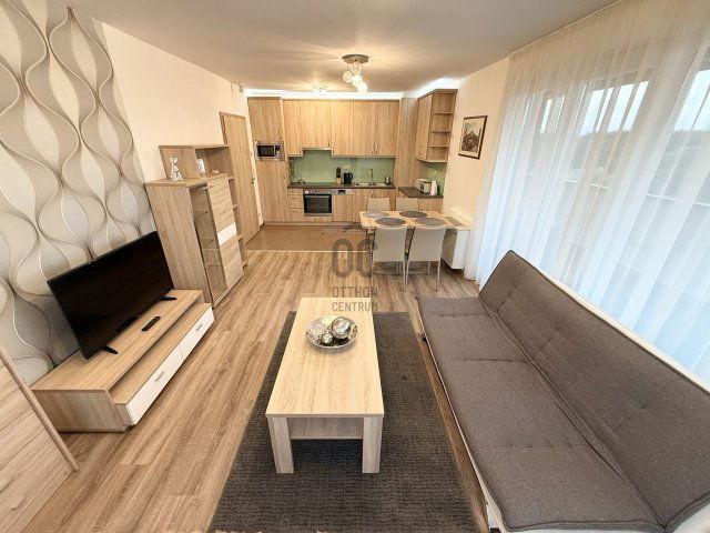 Kiadó téglalakás, albérlet, Debrecenben 470 E Ft / hó, 3 szobás