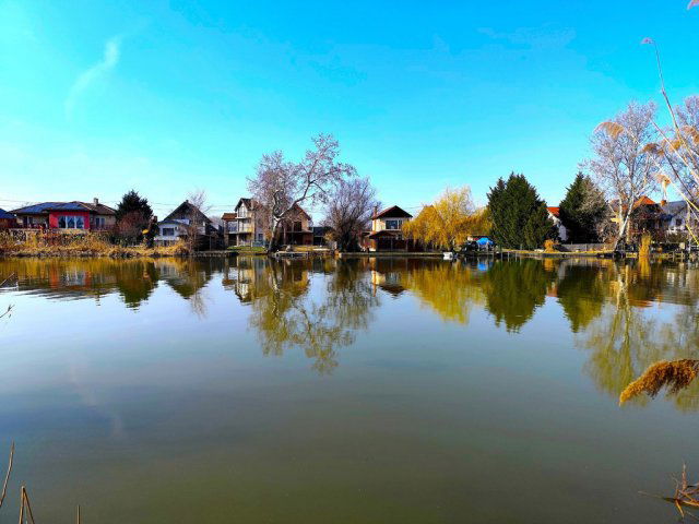 Eladó nyaraló, Dunaharasztin 62.9 M Ft, 2 szobás