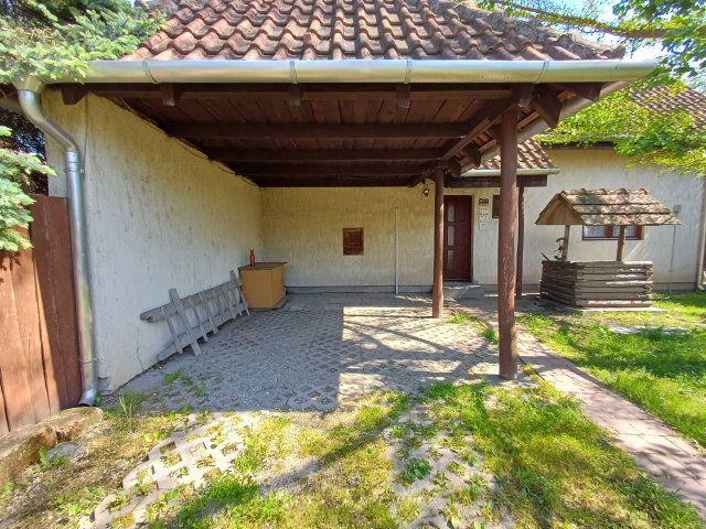Eladó családi ház, Etyeken 114.9 M Ft, 4 szobás