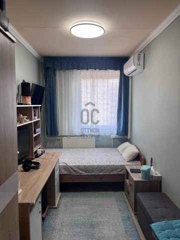 Eladó panellakás, Debrecenben 63.9 M Ft, 3 szobás