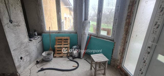 Eladó családi ház, Dédestapolcsányban 62 M Ft, 3 szobás