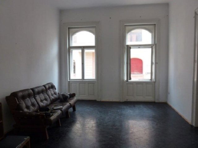 Kiadó téglalakás, albérlet, VII. kerületben, Kertész utcában