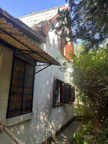 Eladó családi ház, Pilisszántón 35 M Ft, 1+2 szobás