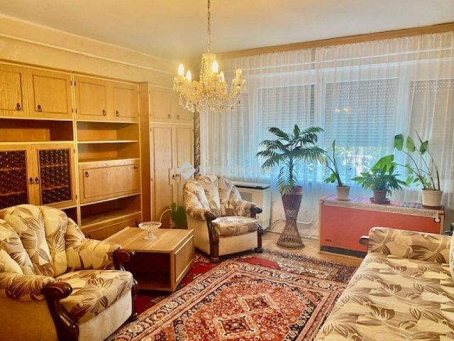 Eladó sorház, Villányban 57 M Ft, 4 szobás