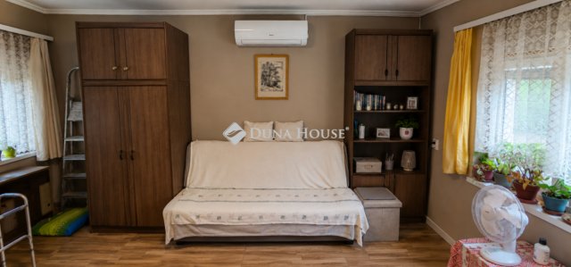Eladó családi ház, Tápiószentmártonon 24.9 M Ft, 3 szobás