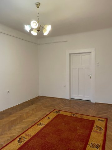 Eladó téglalakás, Budapesten, X. kerületben, Tárna utcában