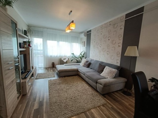Eladó téglalakás, Kecskeméten 63.8 M Ft, 3 szobás